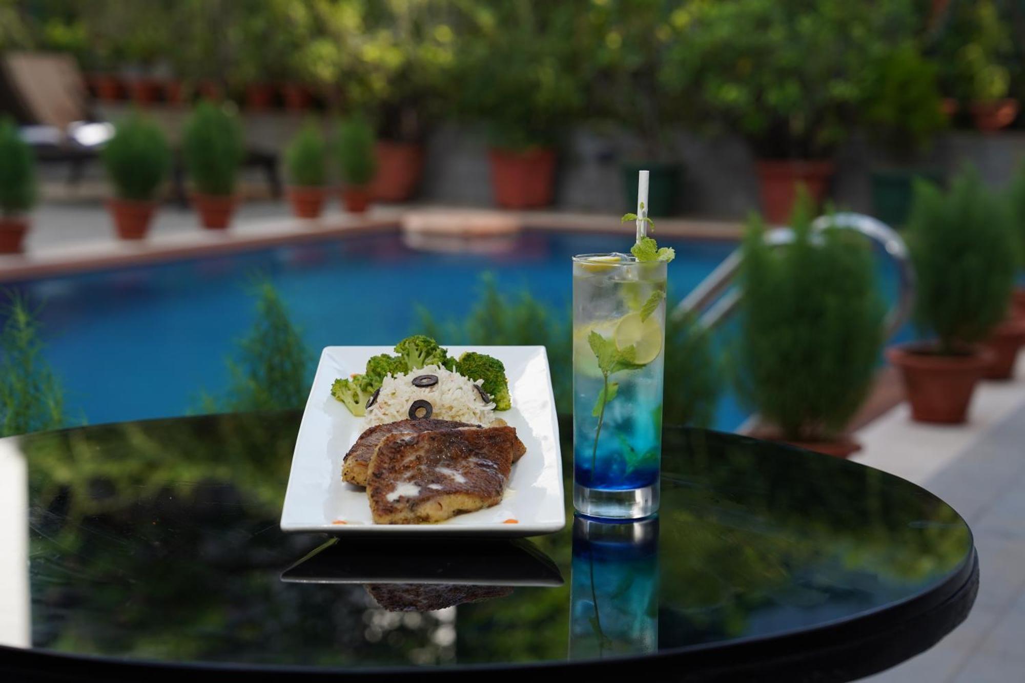 Hotel Ira By Orchid Bhubaneswar Zewnętrze zdjęcie