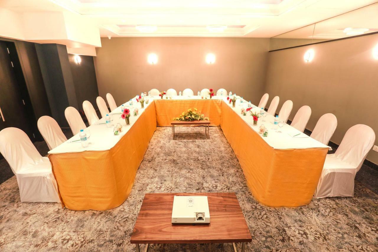Hotel Ira By Orchid Bhubaneswar Zewnętrze zdjęcie